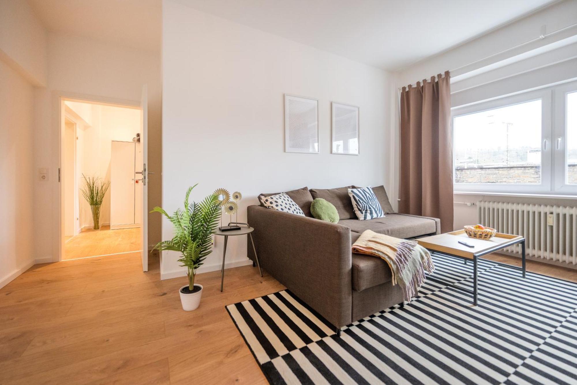 Neu: 100M² - Ideal Fuer Familien/Geschaeftsr. - Hbf Кобленц Екстер'єр фото