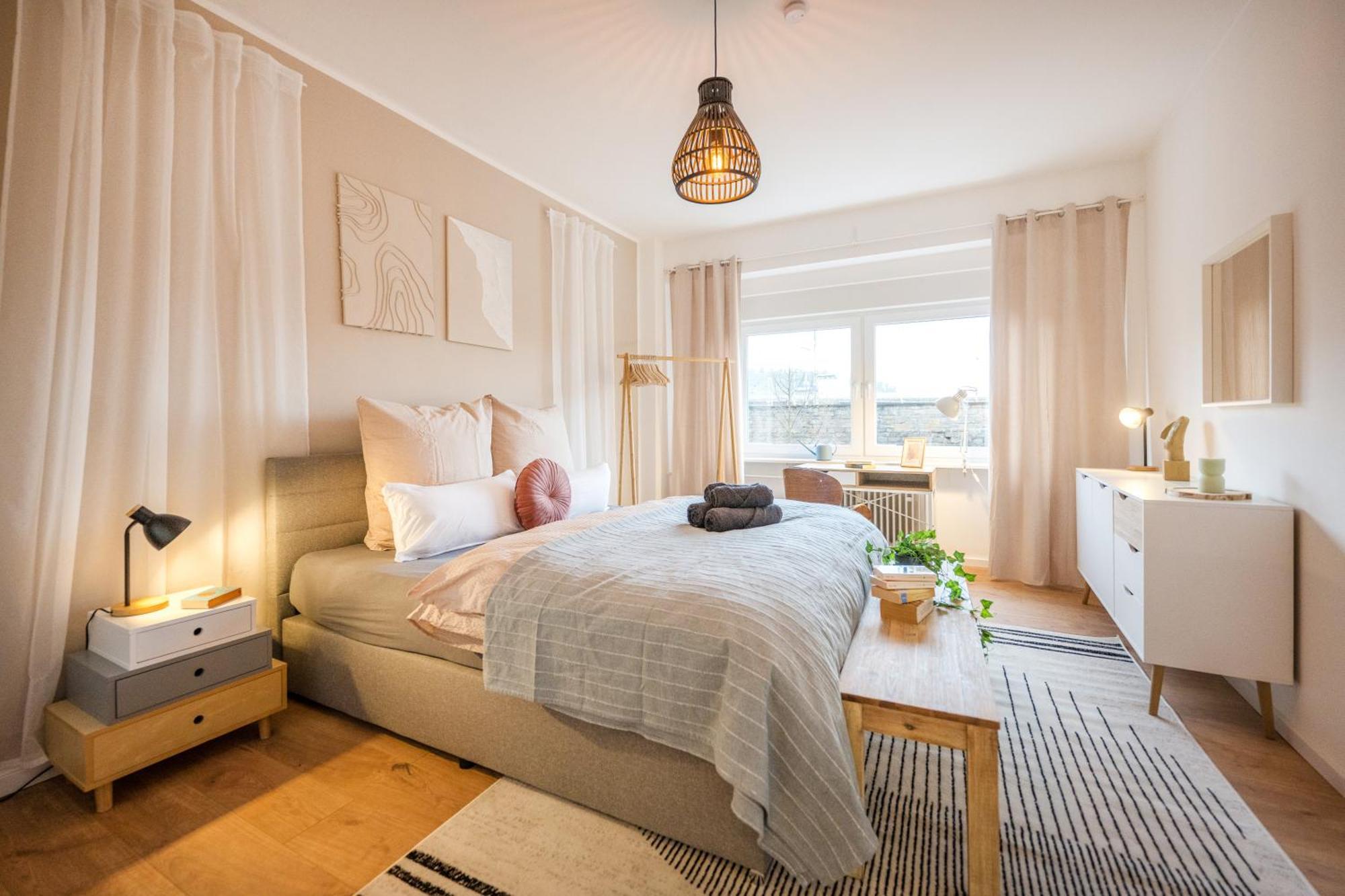 Neu: 100M² - Ideal Fuer Familien/Geschaeftsr. - Hbf Кобленц Екстер'єр фото